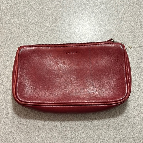 Coach Handbags - Coach clutch